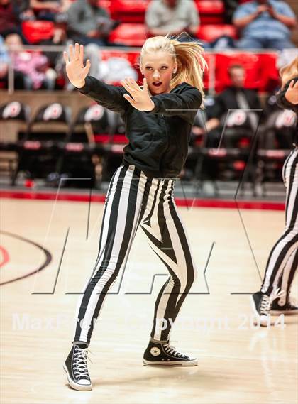 Thumbnail 1 in Hillcrest vs Alta (UHSAA 5A 1st Round) photogallery.