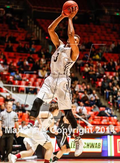 Thumbnail 3 in Hillcrest vs Alta (UHSAA 5A 1st Round) photogallery.
