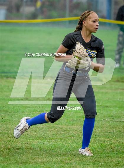 Thumbnail 2 in St. Bonaventure @ Muir (CIF SS Division 6 Round 2) photogallery.