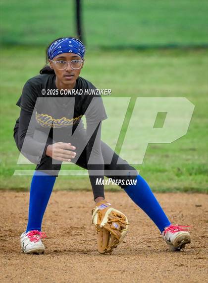 Thumbnail 1 in St. Bonaventure @ Muir (CIF SS Division 6 Round 2) photogallery.