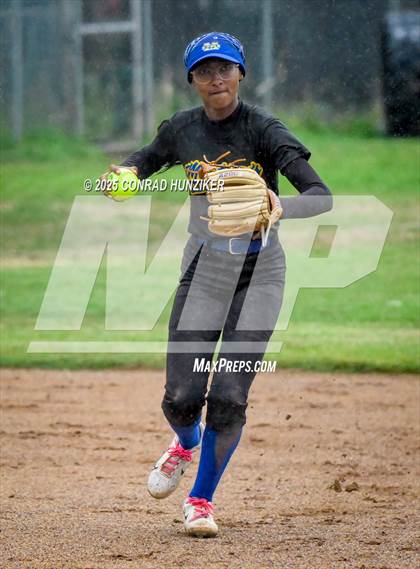 Thumbnail 2 in St. Bonaventure @ Muir (CIF SS Division 6 Round 2) photogallery.