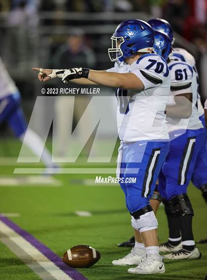 Thumbnail 3 in Conway vs. Fayetteville (AAA 7A Semifinal) photogallery.