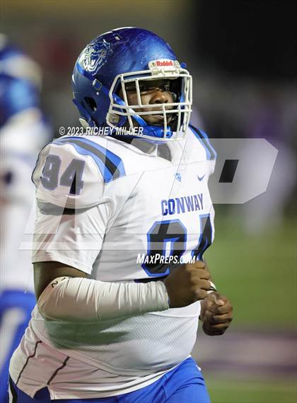 Thumbnail 1 in Conway vs. Fayetteville (AAA 7A Semifinal) photogallery.