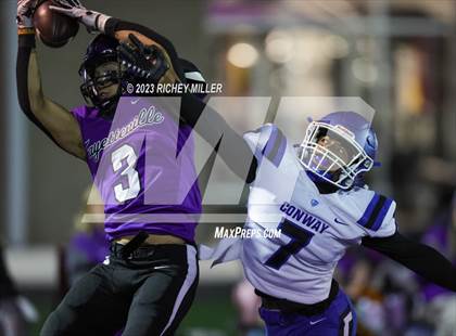 Thumbnail 1 in Conway vs. Fayetteville (AAA 7A Semifinal) photogallery.