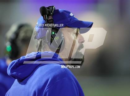 Thumbnail 3 in Conway vs. Fayetteville (AAA 7A Semifinal) photogallery.