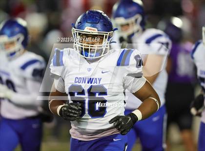 Thumbnail 2 in Conway vs. Fayetteville (AAA 7A Semifinal) photogallery.