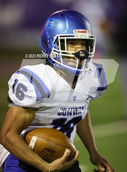 Thumbnail 1 in Conway vs. Fayetteville (AAA 7A Semifinal) photogallery.