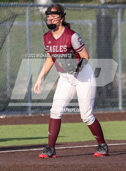 Thumbnail 1 in Rockwall vs. Rowlett (UIL 6A Bi-District) photogallery.