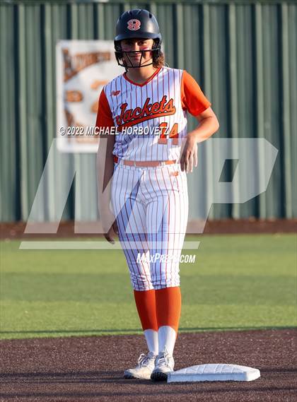 Thumbnail 3 in Rockwall vs. Rowlett (UIL 6A Bi-District) photogallery.
