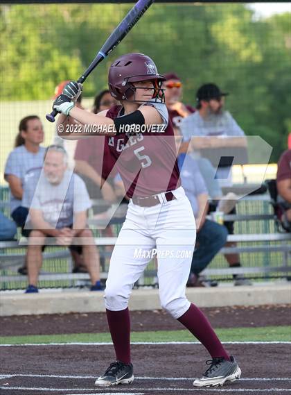 Thumbnail 2 in Rockwall vs. Rowlett (UIL 6A Bi-District) photogallery.