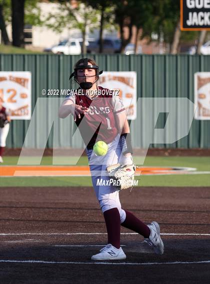 Thumbnail 1 in Rockwall vs. Rowlett (UIL 6A Bi-District) photogallery.