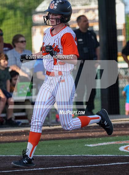 Thumbnail 3 in Rockwall vs. Rowlett (UIL 6A Bi-District) photogallery.