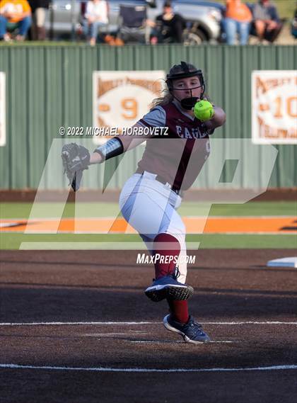 Thumbnail 2 in Rockwall vs. Rowlett (UIL 6A Bi-District) photogallery.