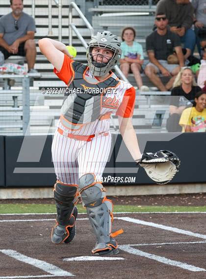 Thumbnail 3 in Rockwall vs. Rowlett (UIL 6A Bi-District) photogallery.