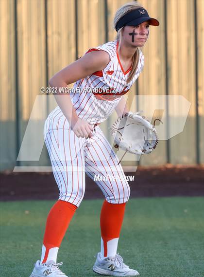 Thumbnail 1 in Rockwall vs. Rowlett (UIL 6A Bi-District) photogallery.