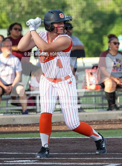 Thumbnail 2 in Rockwall vs. Rowlett (UIL 6A Bi-District) photogallery.