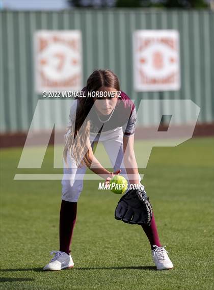 Thumbnail 3 in Rockwall vs. Rowlett (UIL 6A Bi-District) photogallery.