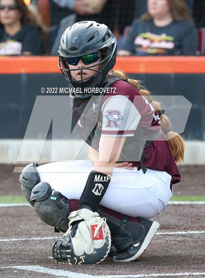 Thumbnail 1 in Rockwall vs. Rowlett (UIL 6A Bi-District) photogallery.