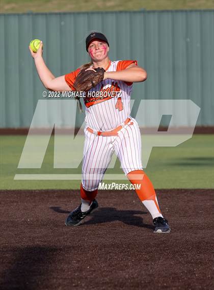 Thumbnail 3 in Rockwall vs. Rowlett (UIL 6A Bi-District) photogallery.