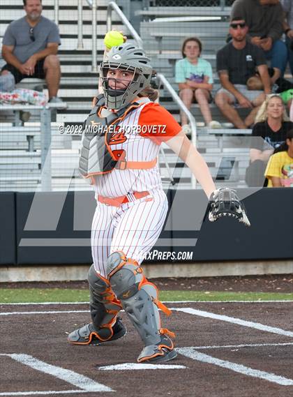 Thumbnail 2 in Rockwall vs. Rowlett (UIL 6A Bi-District) photogallery.