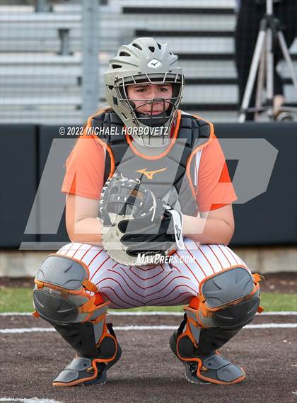 Thumbnail 2 in Rockwall vs. Rowlett (UIL 6A Bi-District) photogallery.