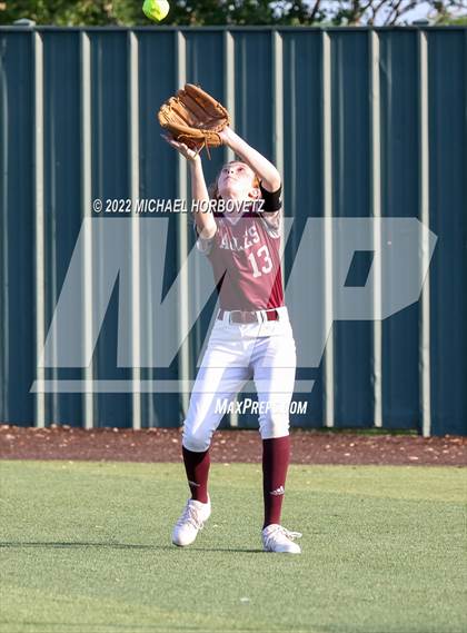 Thumbnail 1 in Rockwall vs. Rowlett (UIL 6A Bi-District) photogallery.