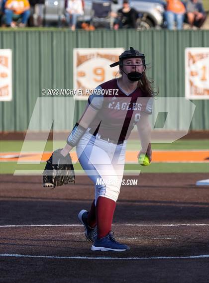 Thumbnail 1 in Rockwall vs. Rowlett (UIL 6A Bi-District) photogallery.