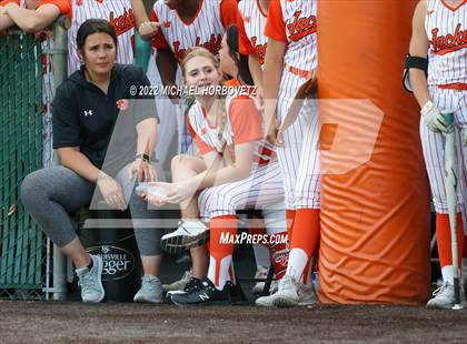 Thumbnail 2 in Rockwall vs. Rowlett (UIL 6A Bi-District) photogallery.