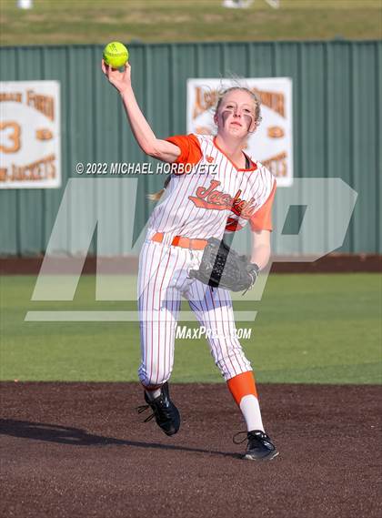 Thumbnail 3 in Rockwall vs. Rowlett (UIL 6A Bi-District) photogallery.