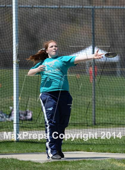 Thumbnail 3 in Carol Koszola Classic @ Lake Park photogallery.