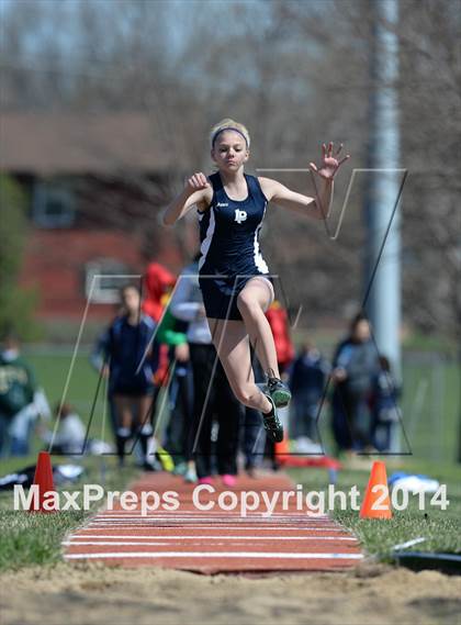 Thumbnail 2 in Carol Koszola Classic @ Lake Park photogallery.