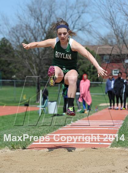 Thumbnail 3 in Carol Koszola Classic @ Lake Park photogallery.