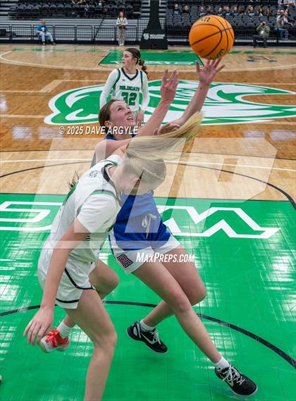Thumbnail 2 in Richfield vs South Summit (UHSAA 3A Quarterfinal) photogallery.