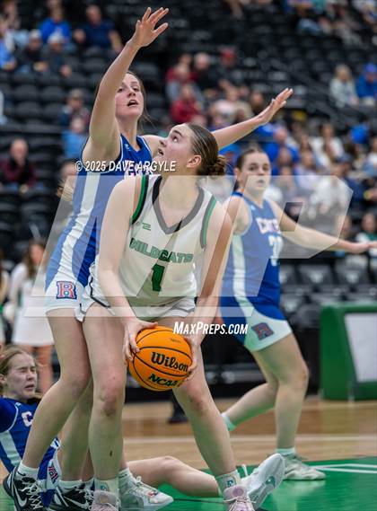 Thumbnail 3 in Richfield vs South Summit (UHSAA 3A Quarterfinal) photogallery.