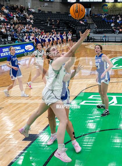 Thumbnail 3 in Richfield vs South Summit (UHSAA 3A Quarterfinal) photogallery.