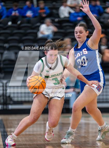 Thumbnail 1 in Richfield vs South Summit (UHSAA 3A Quarterfinal) photogallery.