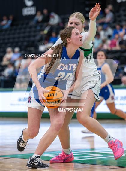 Thumbnail 2 in Richfield vs South Summit (UHSAA 3A Quarterfinal) photogallery.