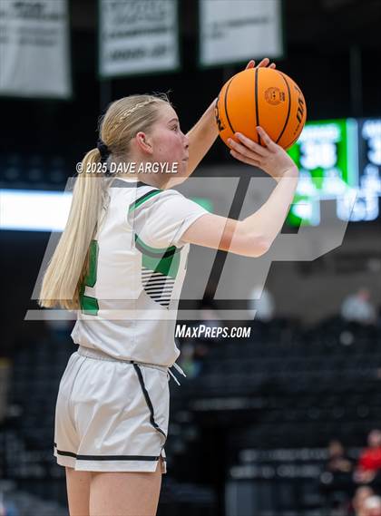 Thumbnail 3 in Richfield vs South Summit (UHSAA 3A Quarterfinal) photogallery.