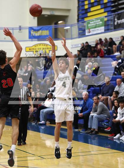 Thumbnail 1 in Campolindo vs. Archbishop Mitty (Nor Cal Tip Off Classic) photogallery.