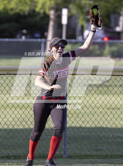 Thumbnail 3 in Central A & M vs. Villa Grove (IHSA 1A Regional Final) photogallery.