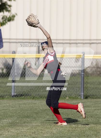 Thumbnail 1 in Central A & M vs. Villa Grove (IHSA 1A Regional Final) photogallery.