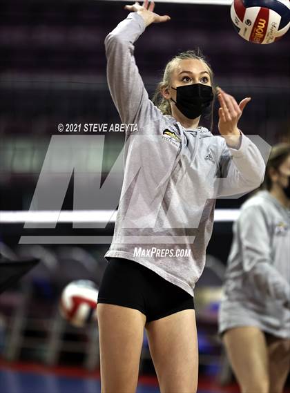Thumbnail 3 in Mead vs Coronado (CHSAA 4A 1st Round) photogallery.
