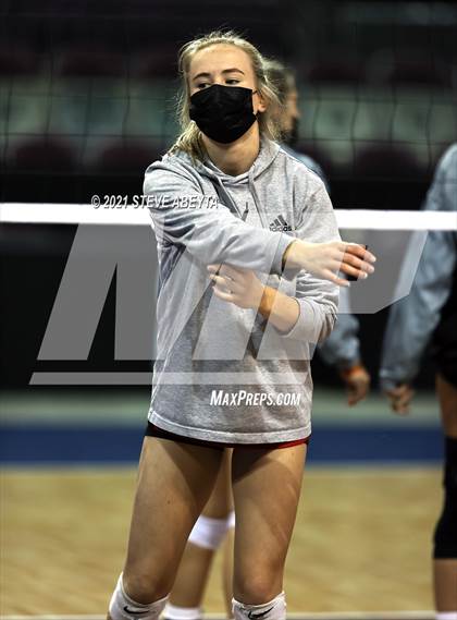 Thumbnail 2 in Mead vs Coronado (CHSAA 4A 1st Round) photogallery.