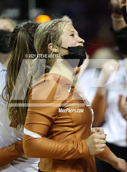 Thumbnail 1 in Mead vs Coronado (CHSAA 4A 1st Round) photogallery.