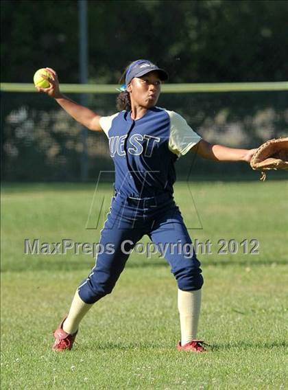 Thumbnail 2 in Sheldon vs. West (CIF SJS D1 Playoffs) photogallery.