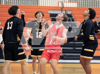 Thumbnail 2 in Grand Saline vs Malakoff photogallery.