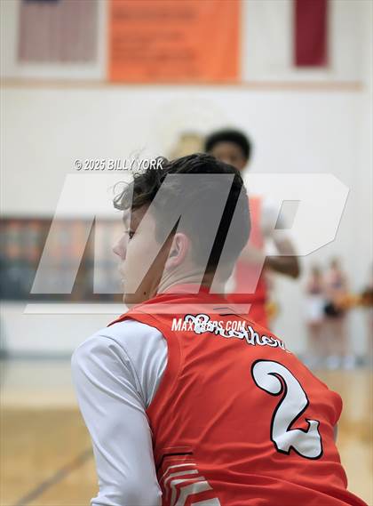Thumbnail 1 in Grand Saline vs Malakoff photogallery.