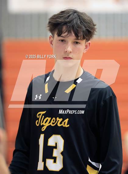 Thumbnail 2 in Grand Saline vs Malakoff photogallery.