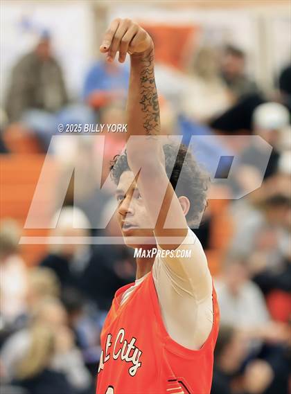 Thumbnail 3 in Grand Saline vs Malakoff photogallery.