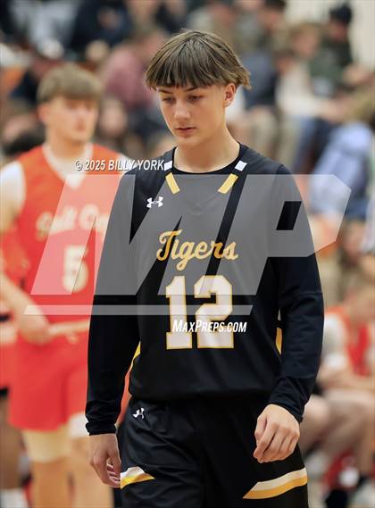 Thumbnail 2 in Grand Saline vs Malakoff photogallery.